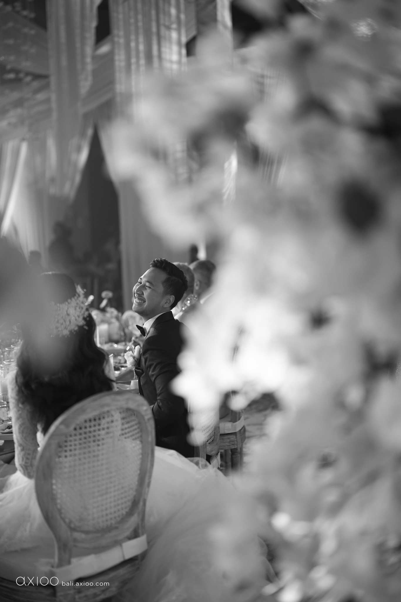 Axioo: Beyond The Spotlight